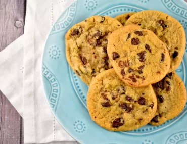 chocolate chip cookies 1