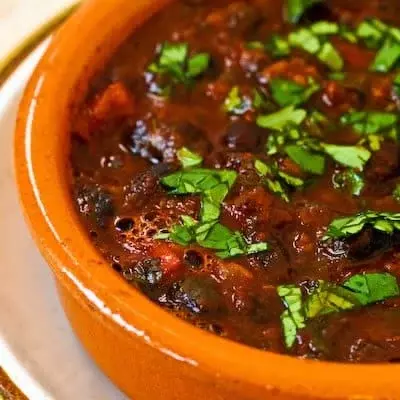 mushroom and black bean crock pot chili