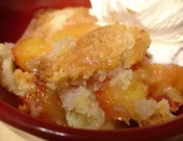 low calorie peach cobbler