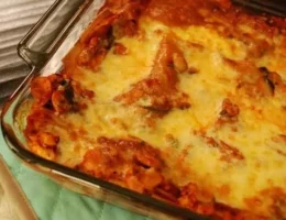 turkey lasagna with spinach and mushrooms