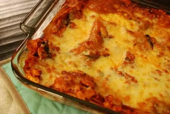 turkey lasagna with spinach and mushrooms