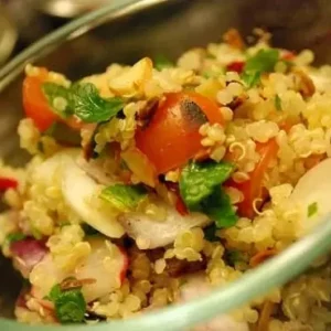 tomato mint quinoa salad