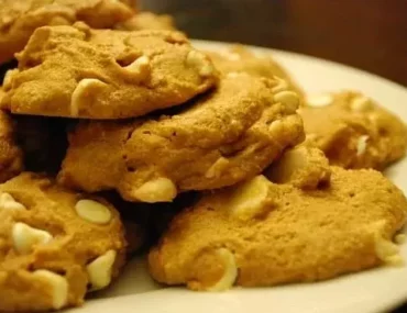 white chocolate macadamia nut cookies