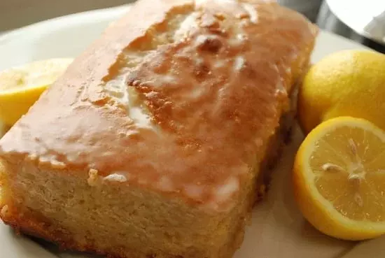 lemon yogurt cake