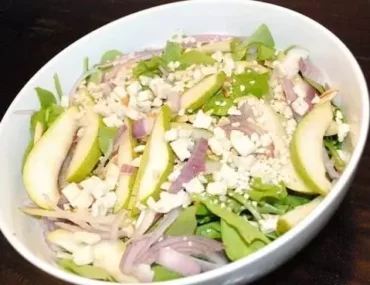 arugula and pear salad