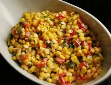 corn salad with red pepper and dill