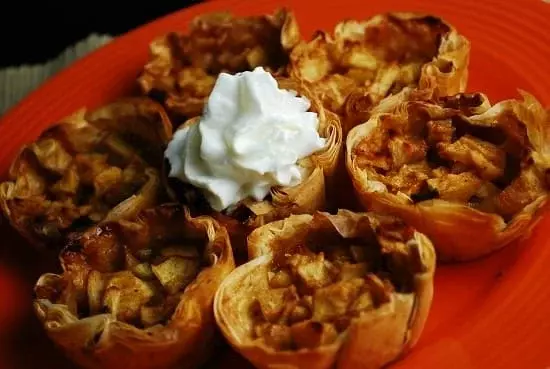 mini apple pies