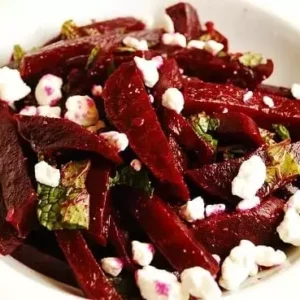 beet and goat cheese salad