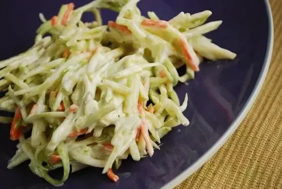 broccoli coleslaw