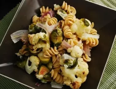 roasted brussel sprouts and cauliflower pasta