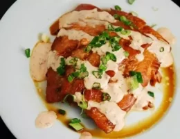 chili glazed salmon with siracha cream sauce