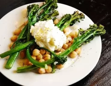 baby broccoli ricotta salad