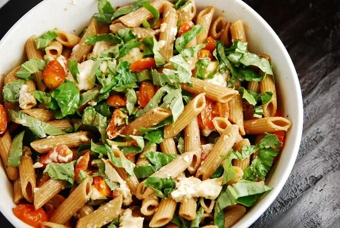 caprese pasta salad