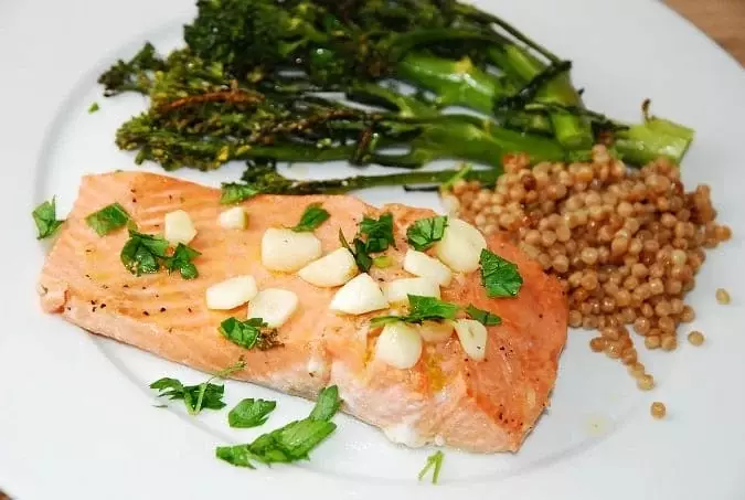 lemon garlic salmon