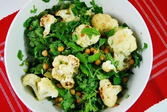 roasted cauliflower and chickpea herb salad