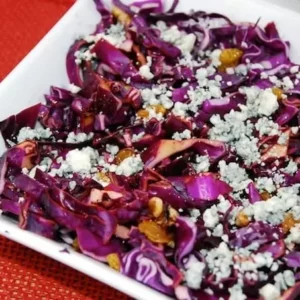 cabbage salad with walnuts and raisins