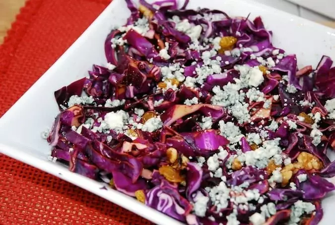 cabbage salad with walnuts and raisins