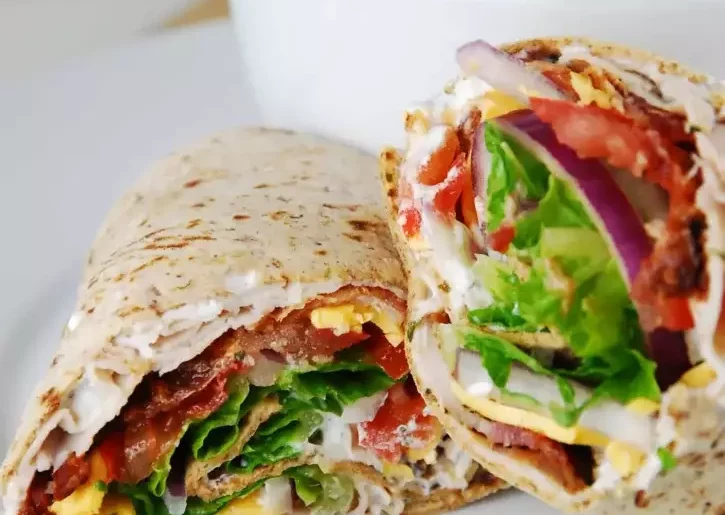 bacon ranch turkey wrap