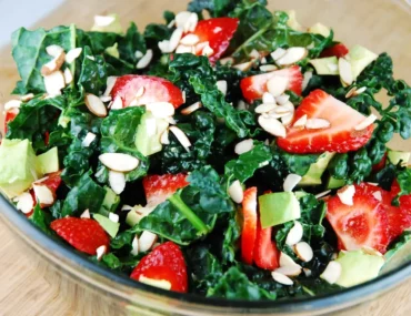 kale strawberry avocado salad