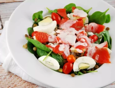 smoked salmon and lentil salad