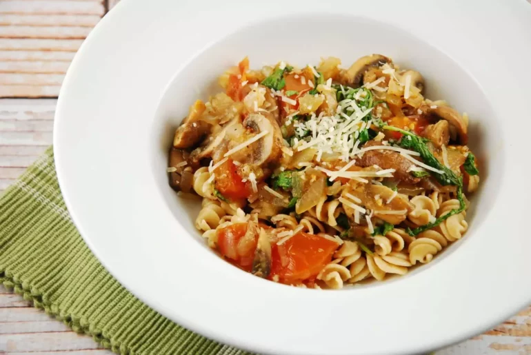 arugula and mushroom pasta