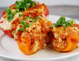 quinoa and chicken stuffed peppers