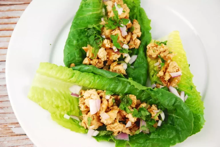 thai chicken lettuce cups