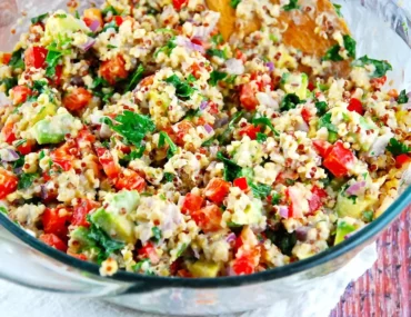 quinoa salad with tahini