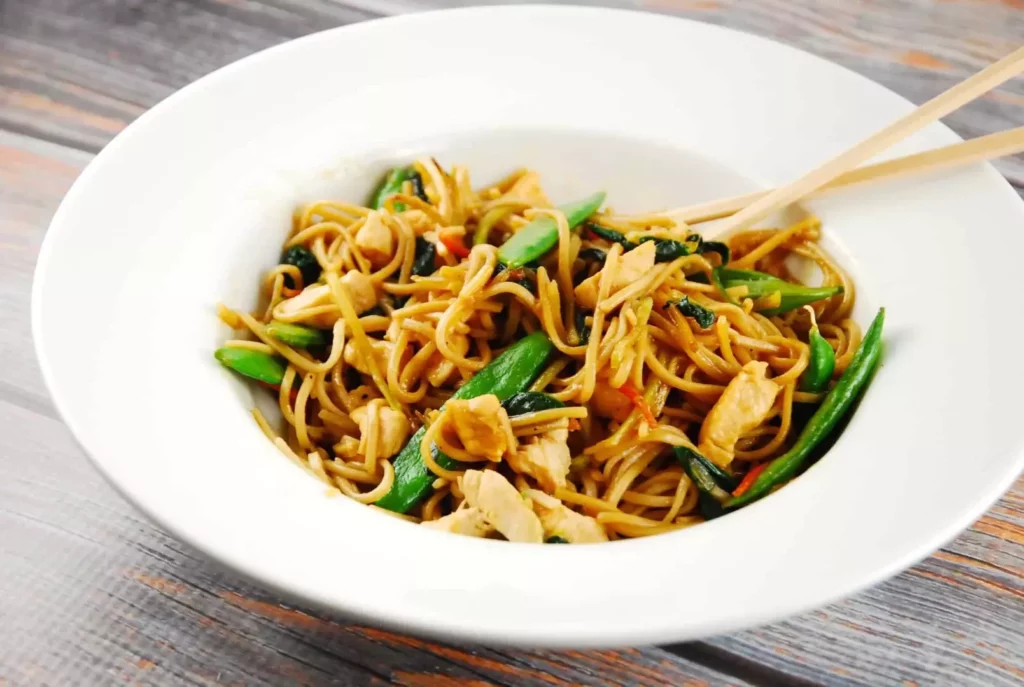 easy chicken lo mein