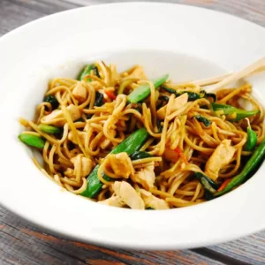 easy chicken lo mein