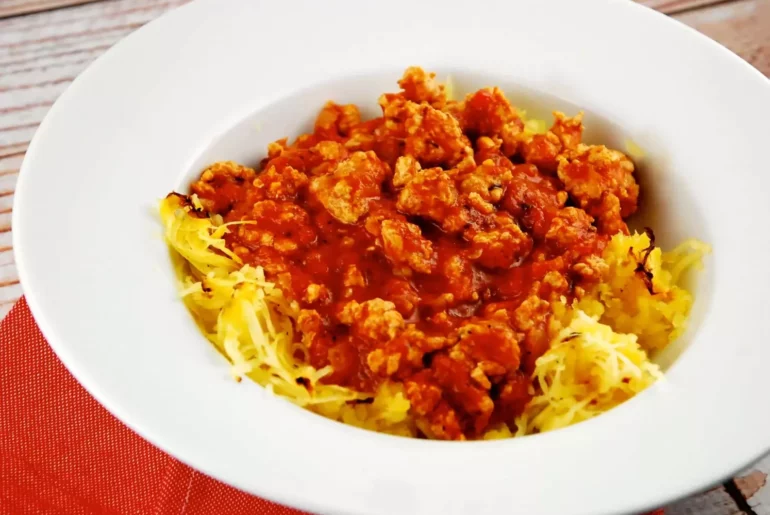 spaghetti squash bolognese