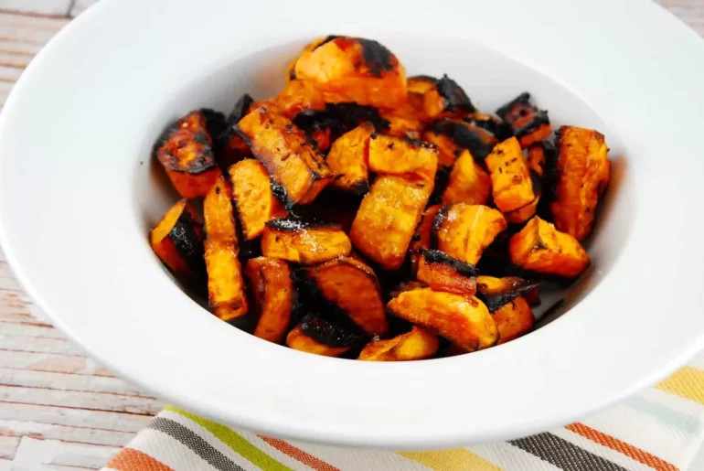 balsamic roasted sweet potatoes