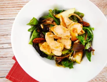 grilled chicken pear and candied pecan salad