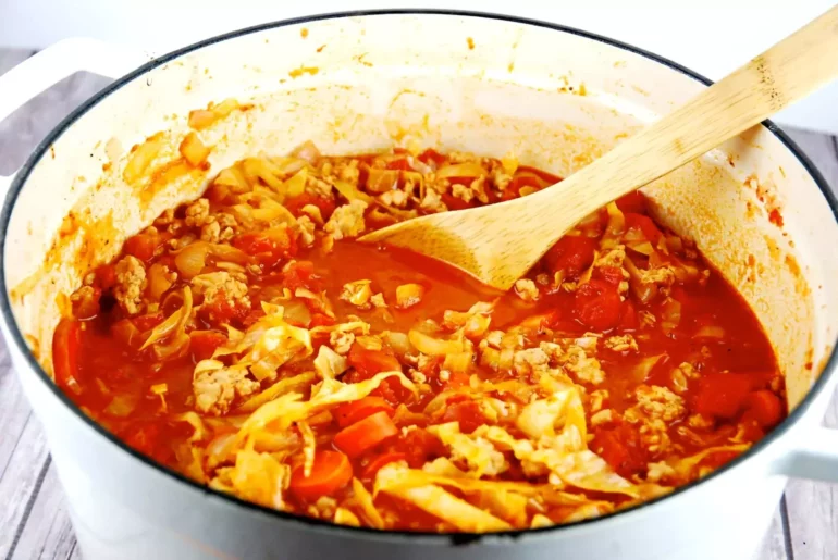 stuffed cabbage soup