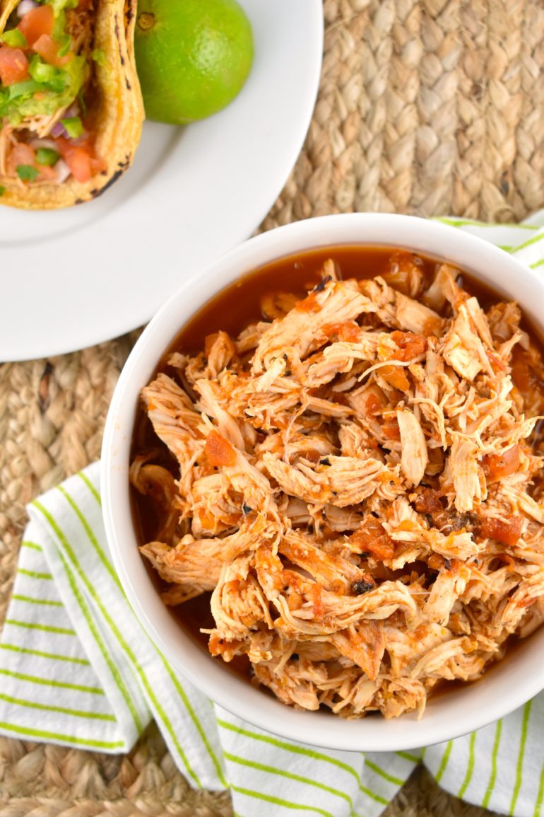 Crock Pot Salsa Chicken 