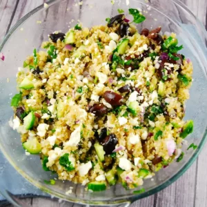 greek quinoa salad