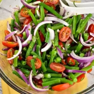 green bean summer salad 675x484 1