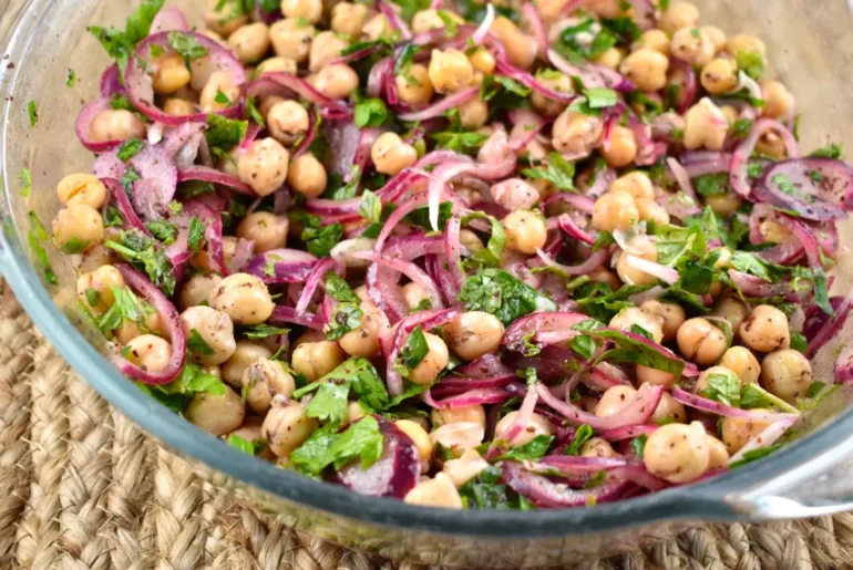 chickpea and sumac salad