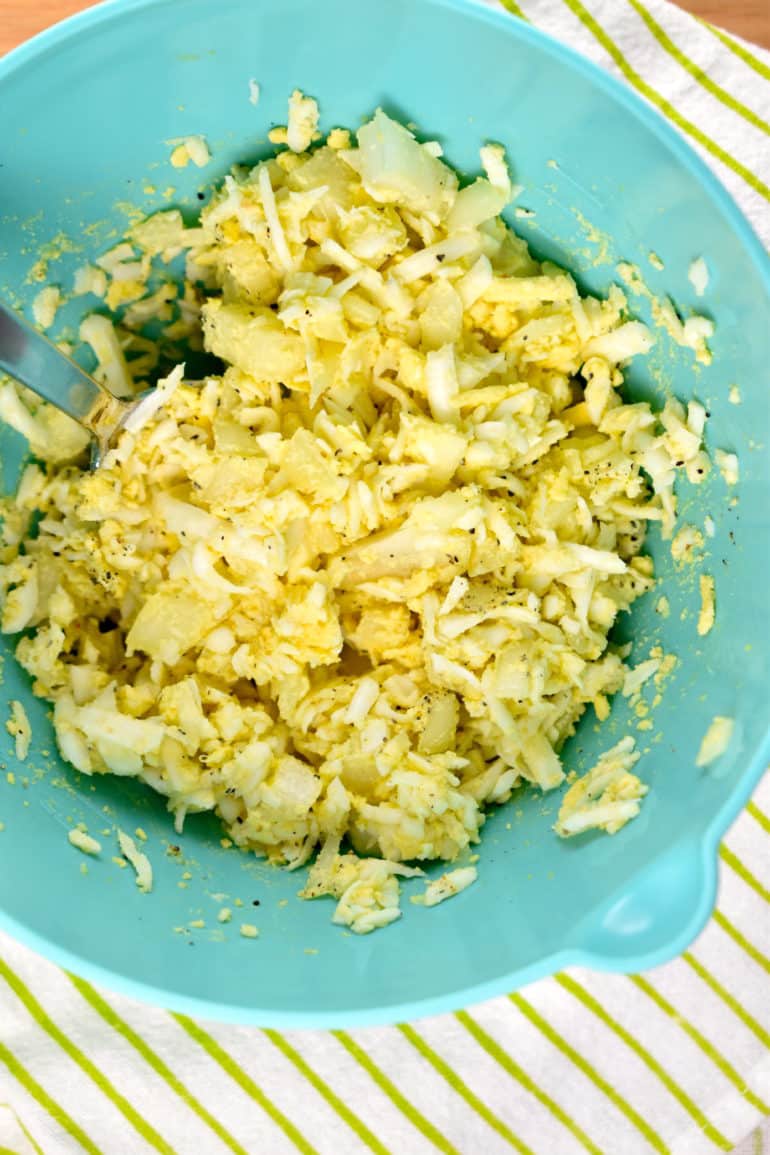 Egg and Chickpea Salad 