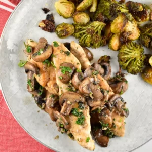 Chicken and Mushrooms in Garlic Wine Sauce