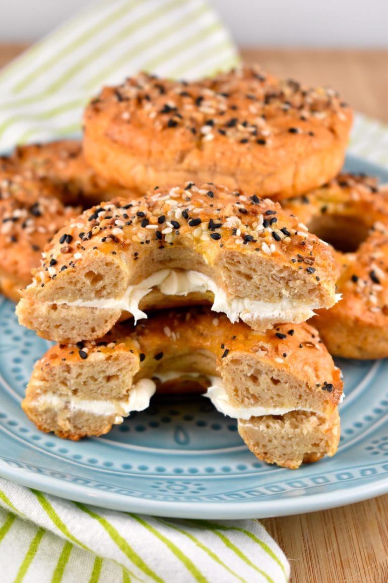 2 Ingredient Bagels