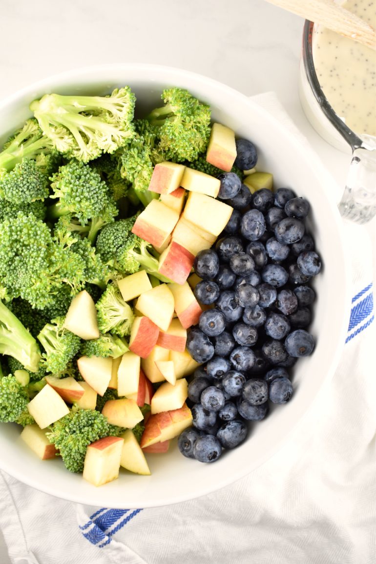 Light Broccoli Salad 