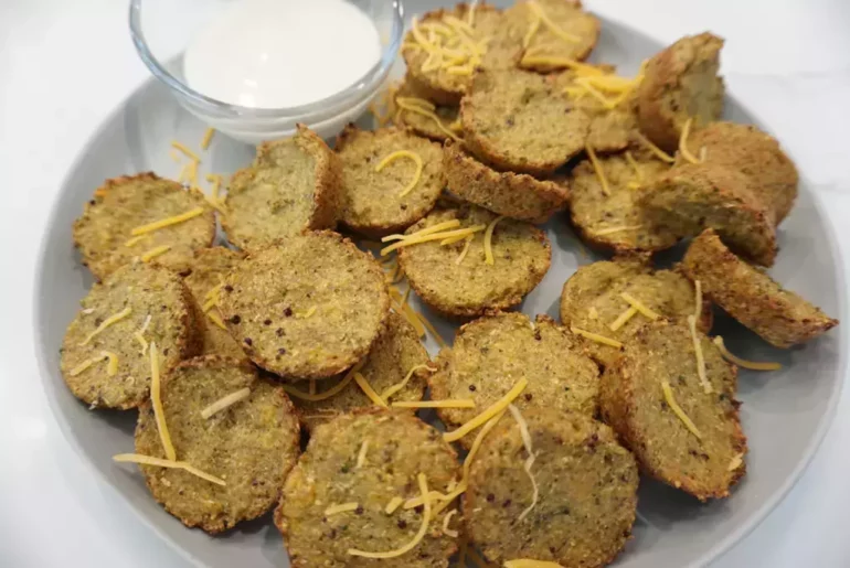 broccoli cheddar quinoa bites