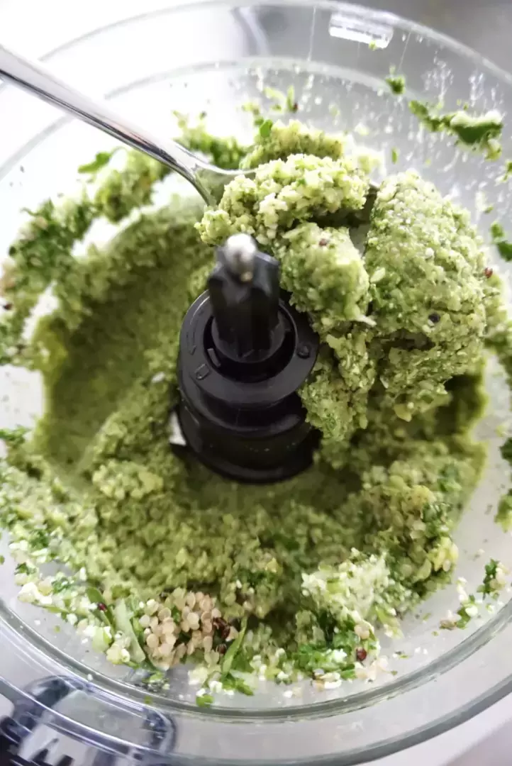 Spinach, Chickpea, and Quinoa Patties Recipe
