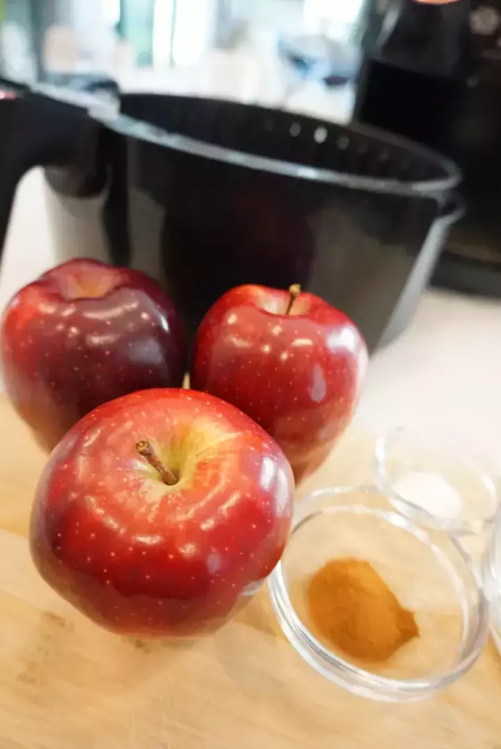 Air Fryer Apple Chips