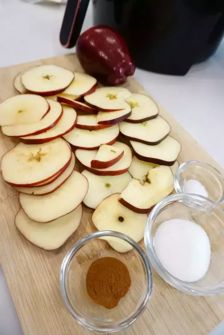 Air Fryer Apple Chips