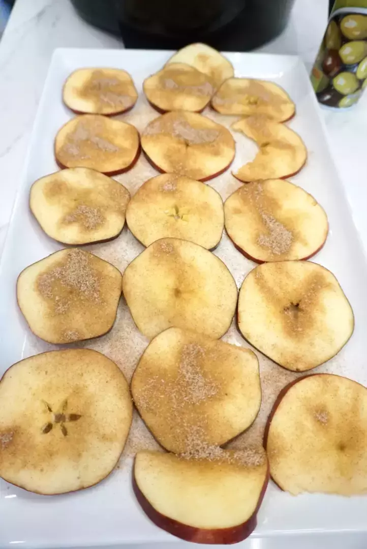 Air Fryer Apple Chips