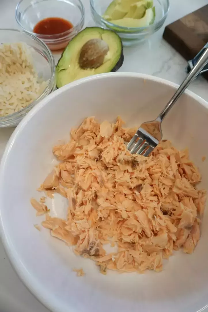 Viral TikTok Salmon Rice Bowl [5 Minute Meal] - Alphafoodie